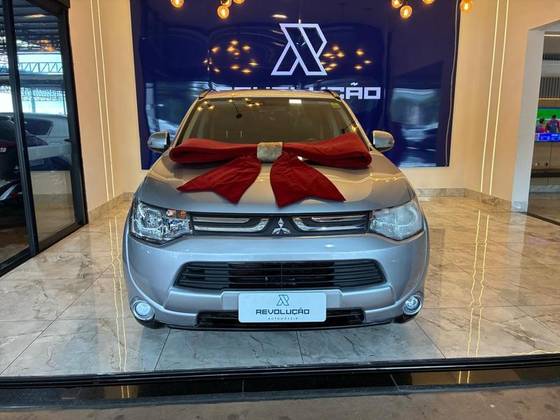 MITSUBISHI OUTLANDER 2.0 16V GASOLINA 4P AUTOMÁTICO MITSUBISHI OUTLANDER 2.0 16V GASOLINA 4P AUTOMÁTICO